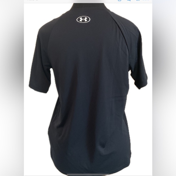 3/$35 UNDER ARMOUR Youth Deep black 100% polyester Active shirt - Picture 2 of 5